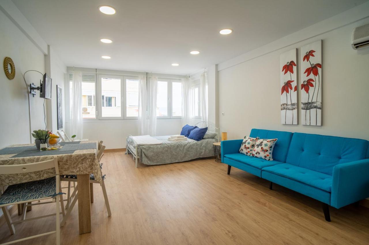 Apt. P/3 10' From The Beach W/Wifi In Torremolinos Ngoại thất bức ảnh