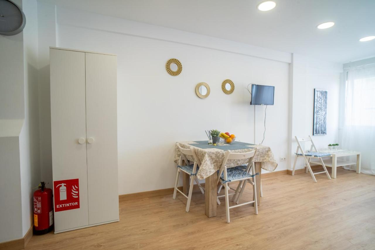 Apt. P/3 10' From The Beach W/Wifi In Torremolinos Ngoại thất bức ảnh